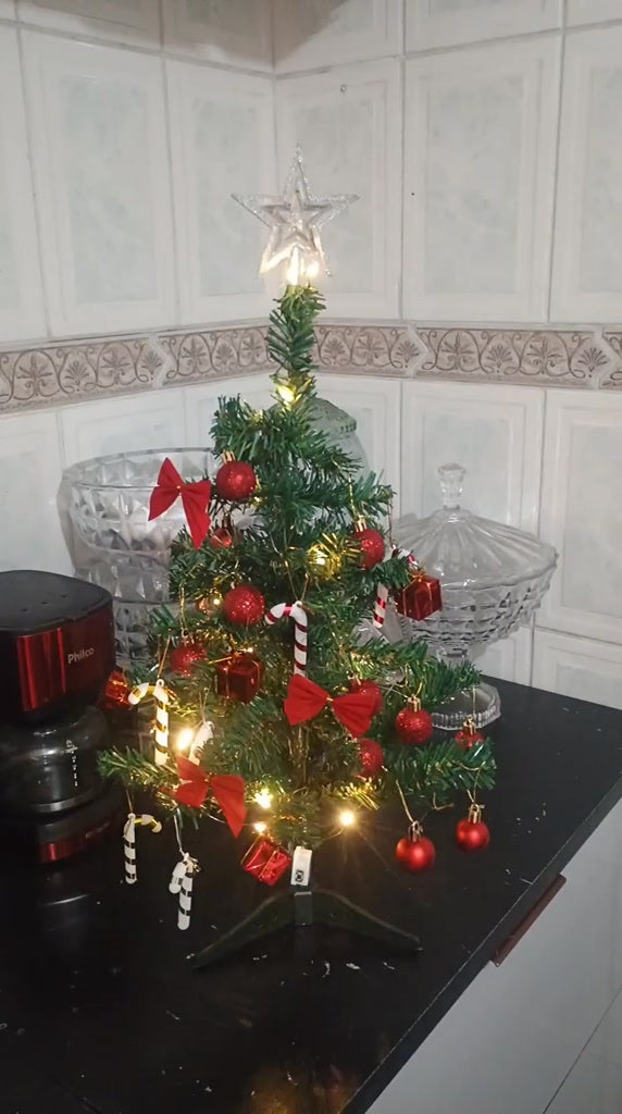 Árvore De Natal 60 Cm Enfeitada Verde Luxo  Pinheiro Decorada Com 50 Galhos