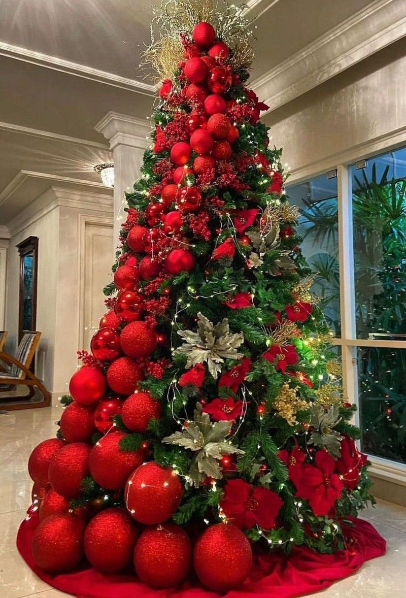 Árvore de Natal Decorada Bolas Vermelhas